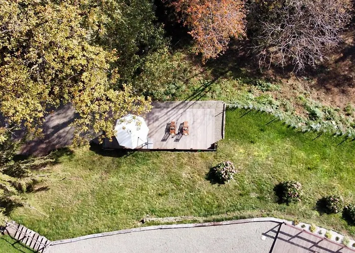 לינה וארוחת בוקר La Guardiana 3*